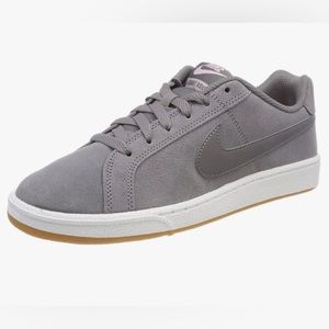 Nike Women’a Court Royale Suede Grey (Gunsmoke) Shoe